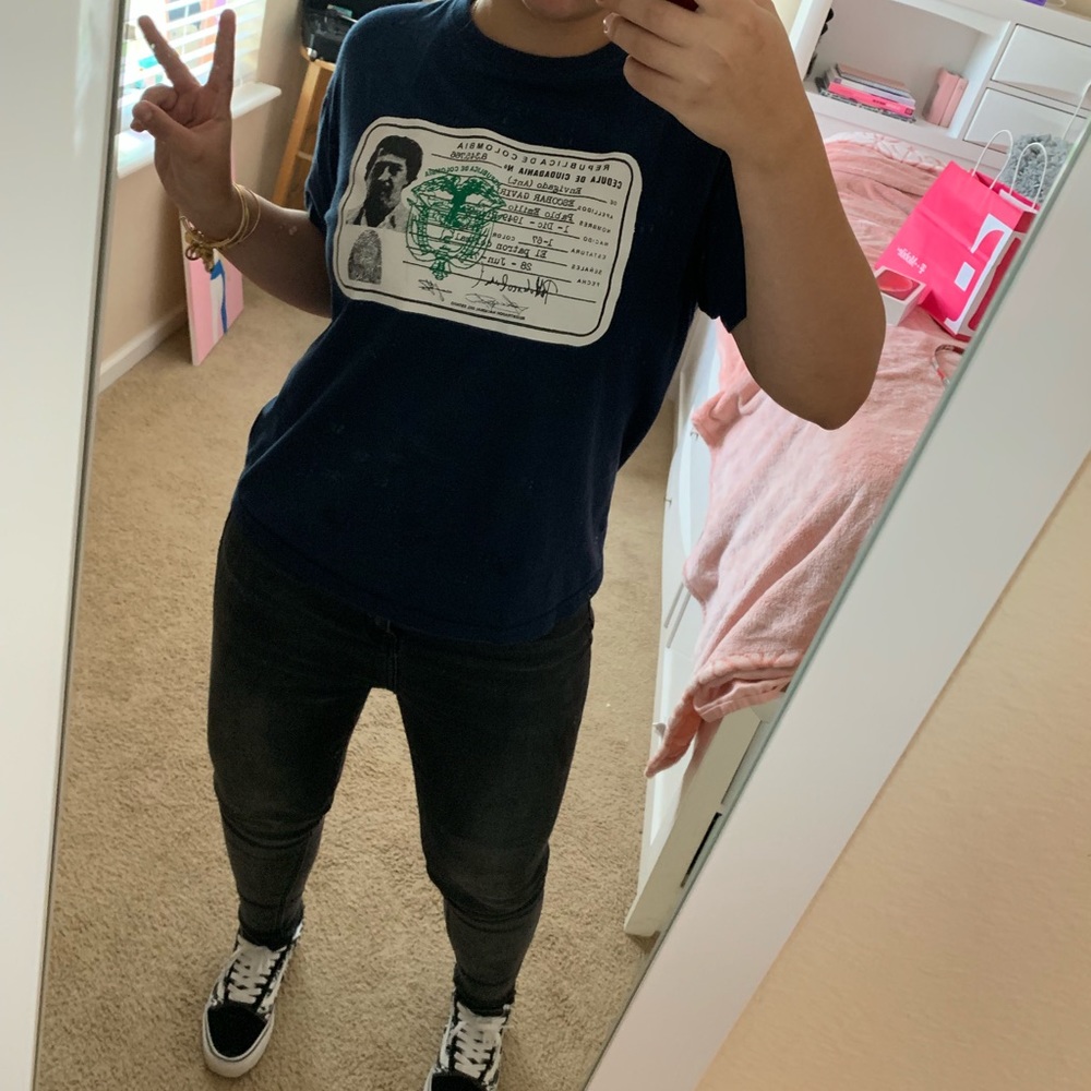 Pablo escobar ID shirt
